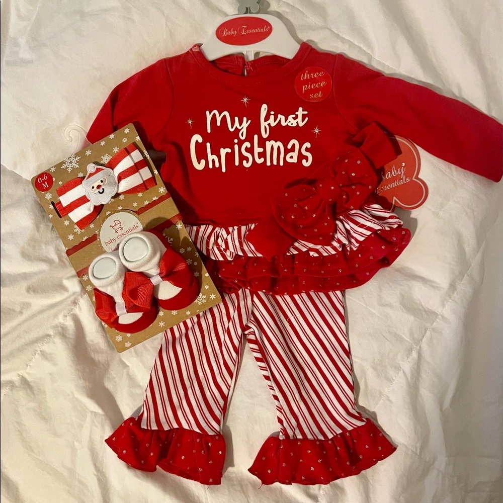 NWT, Baby’s First Christmas 5 piece set.